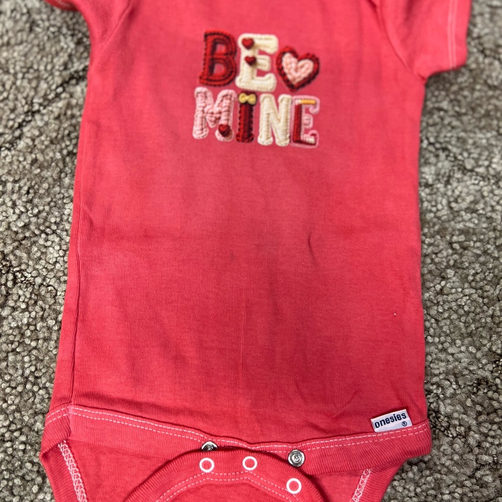 Colorful Baby Onesies and T-Shirts Set - Picture 7 of 7